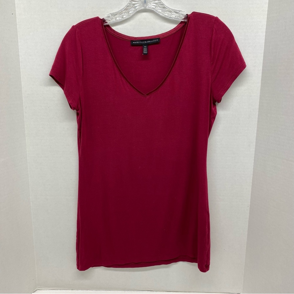 White House Black Market Woman's Burgundy Short Sleeve Top Size XS Casual V Neck